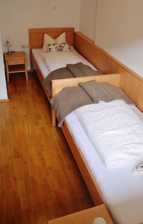 Hotel Garni Apart Elfriede Fiss Habitación foto